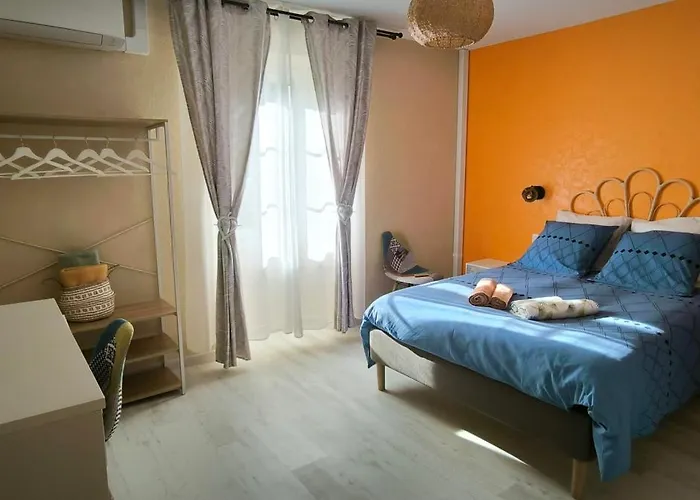 Au Nid De Mesanges Bed and Breakfast 3*